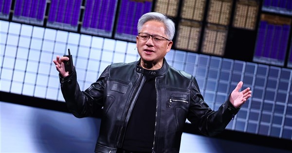 黃仁勳獲金融時報風雲人物 創AI榮景影響力再進化