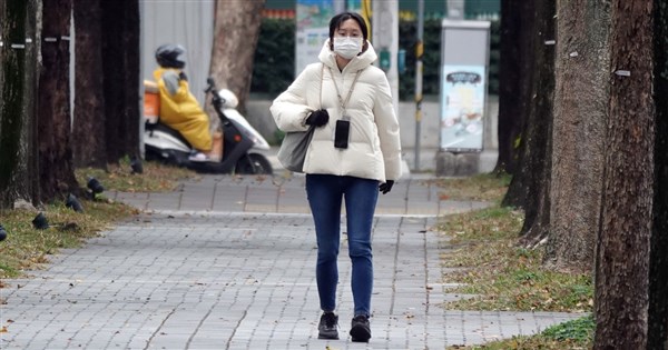 冷氣團來襲越晚越冷 吳德榮:下週平地低溫探10度