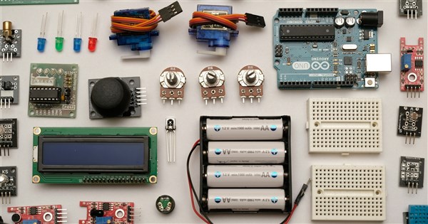 經濟轉骨　製造業附加價值率創新高電子零組件破5成