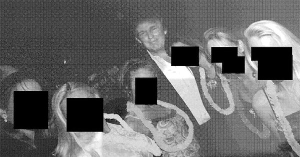 艾普斯坦檔案新照曝光 川普同框多名女子入鏡