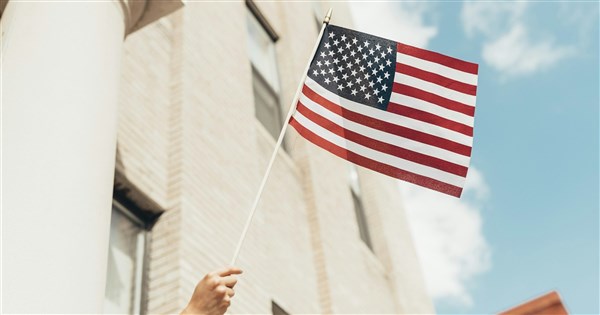 紐時:川普政府加速撤銷歸化美籍公民行動