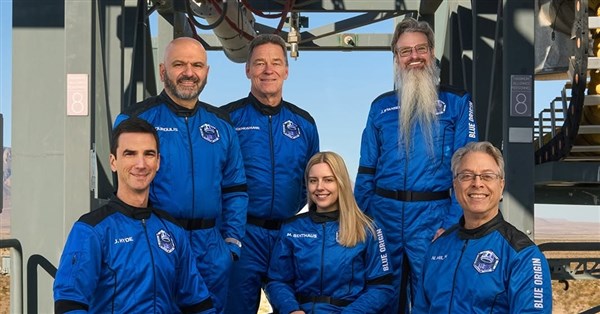 德國女工程師藍源升空 首位輪椅使用者太空之旅