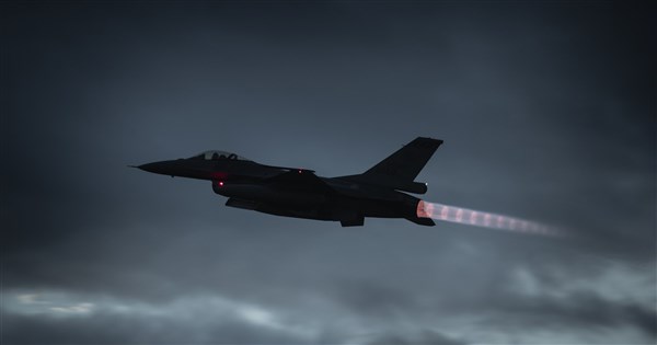 空間迷向是什麼? F-16V飛官辛柏毅失事可能原因與預防之道