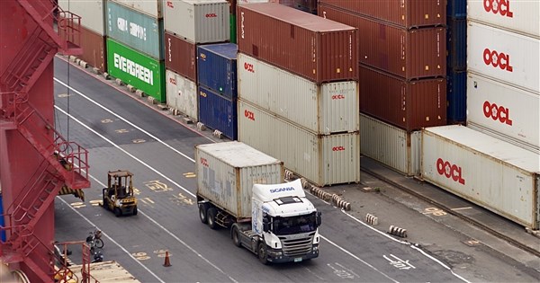 早安世界》台灣出口連續26個月正成長 2025全年6407億美元創新高