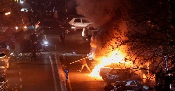 伊朗殘酷鎮壓示威 醫揭當局刻意「瞄準頭眼」策略