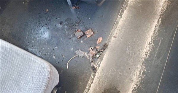 台鐵422次自強號車廂冒煙 行動電源自燃無人傷亡