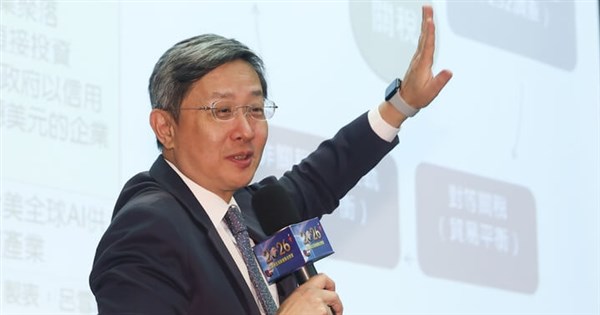 李淳解讀美關稅政策為「立面主義」，估台灣維持15%不疊加