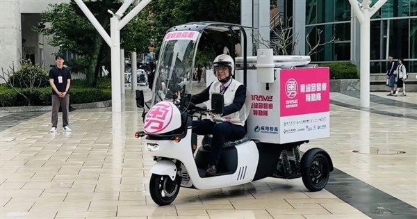 白沙屯媽祖巡礼の行列は数十キロに、45万人の安全を守る「スマート移動救急室」が登場
