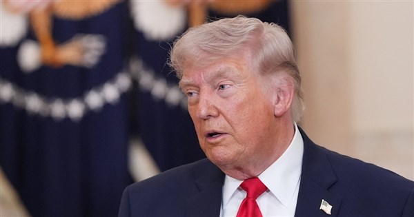 US-Iran Negotiations Fail, Trump's Post Hints at Blockade of Iranian Waters, Potentially Affecting China and India