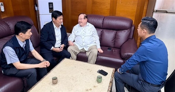 李乾龍氏、疑わしい追跡装置は廃棄済みで通報しないと述べる 新北市警察は自主的に捜査し解明へ