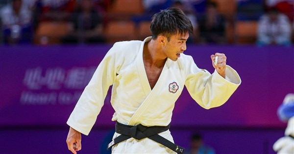 Yang Yung-wei Defeats Kazakh Opponent, Advances to Judo Asian Championships Final