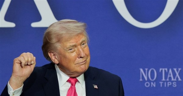 トランプ氏、イラン核物質引き渡しに合意と発表