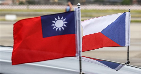 Czech MEP Criticizes Government's Refusal to Provide Special Plane for Taiwan Visit, Emphasizing Taiwan as Partner and Warning of China Risk