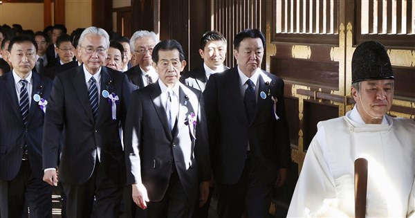 高市内閣で初の靖国神社参拝　超党派の国会議員126名が参加