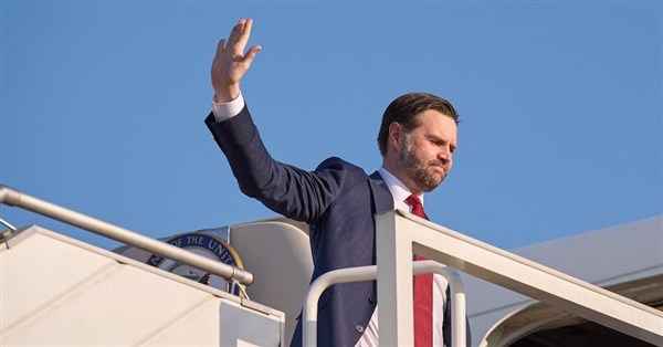 トランプ氏、米イラン停戦を無期限延長 ホワイトハウスがヴァンス副大統領のパキスタン訪問中止を確認