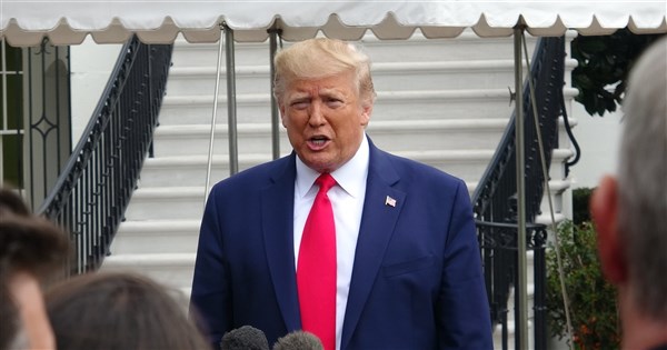 60日間の期限が迫る中、トランプ大統領は共和党内からイラン戦争終結の圧力を受ける