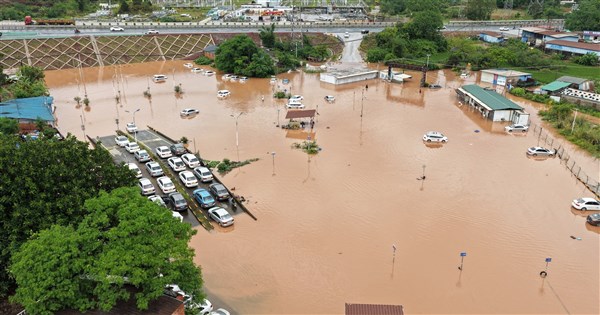 中国広西南部で10年ぶりの最強降雨