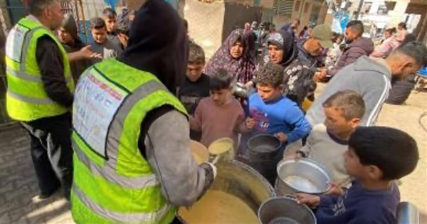 世界初のイスラム教徒の慈済ボランティア、ガザ地区の飢餓救済に奔走