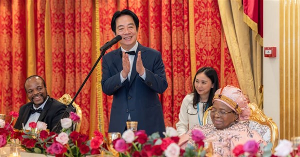 総統、エスワティニ国王主催の晩餐会に出席　永続する友好関係とより繁栄し進歩した国づくりに期待