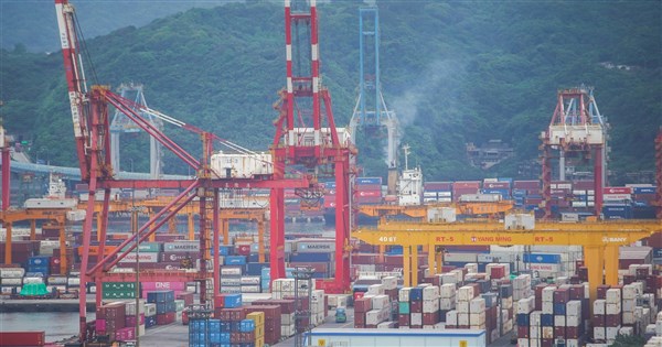 4月のPMIは60.3%に達し7ヶ月連続の拡大、過去4年半で最高水準を記録