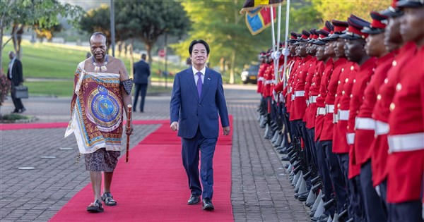 重要式典を改めて再現、エスワティニ国王が頼総統を最高規格で歓迎