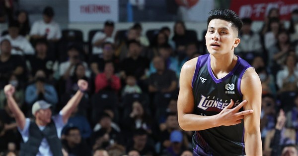TPBL Kao Kuo-hao's Personal Issues Spark Debate, Hsinchu Lioneers Deduct 3 Months' Salary