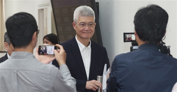 「職務上の身分がない」として議場から退場求められる　胡元輝氏、公的メディアの境遇に深い懸念