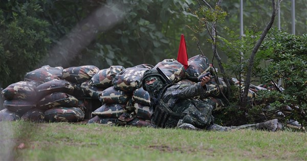 退役から教育召集の年限を超えても、国防部：動員召集予告を受け取る可能性はなおある
