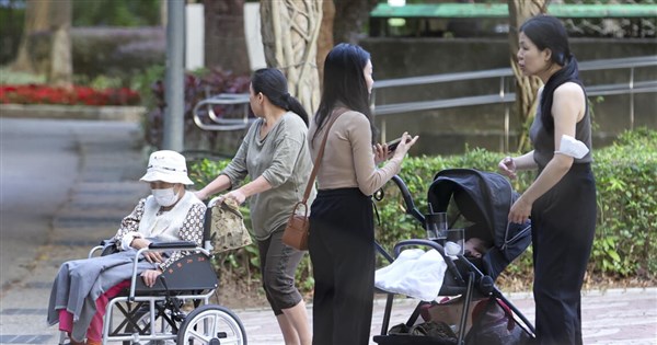 台湾の4月総人口2326万人余り、28カ月連続でマイナス成長