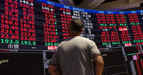 台湾株、800ポイント超上昇し4万2000ポイント台を回復　TSMCは寄り付きで50台湾ドル高