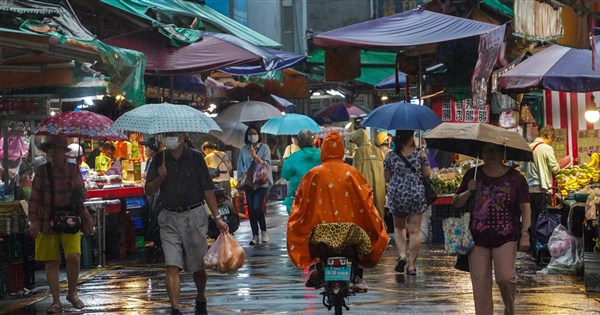 もう1日雨 5月16日から湿気が日ごとに減少し天気は晴れへ