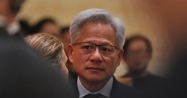土壇場でCEO同行団に参加　ジェンスン・フアン氏「トランプ大統領に来るよう求められた」