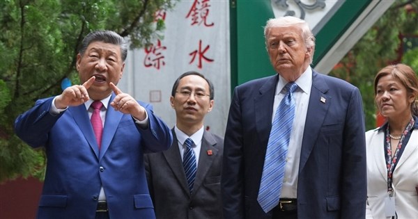 トランプ氏、訪中の貿易成果を強調するも北京は台湾問題で警告、イラン戦争を批判