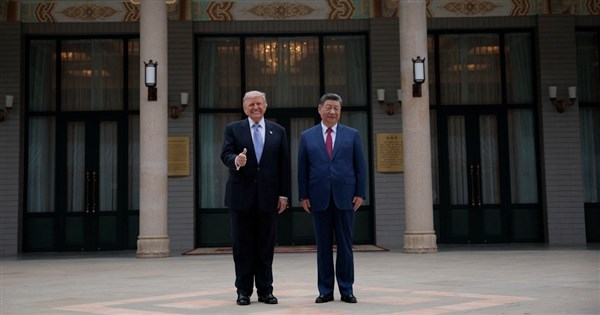 トランプ氏、北京訪問中にSNS断ち　私用携帯を一切使用せずとホワイトハウス高官が証言
