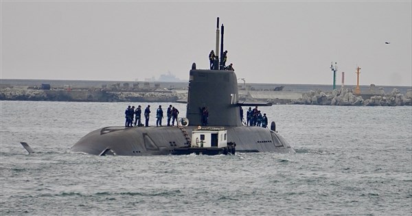 潜水艦・ドローン予算の削減・凍結への批判に対し、馬文君氏「しっかり監督しなければ職務怠慢」