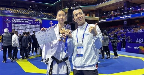 劉侑芸がテコンドーアジア選手権で銀メダル、コーチ「戦術の積極的な使用を評価」