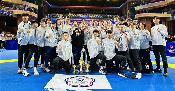 王婕菱領軍跆拳道女團亞錦賽奪冠 獲滿額亞運門票