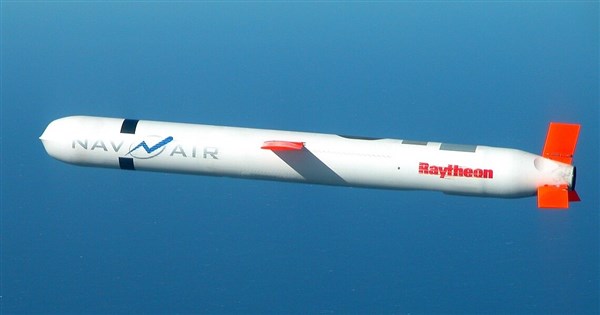 米、日本への戦斧ミサイル引き渡し延期の可能性を伝達＝英紙報道