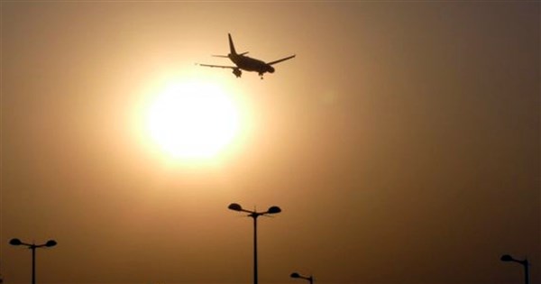インドの熱波で16人が死亡、高齢者や妊婦に外出自粛を勧告