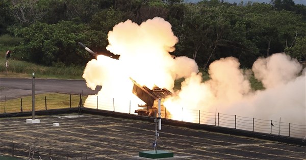 115年度軍事購入特別予算、40分で審議完了　88億元中200万元のみ削減