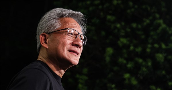 黄仁勲氏：NVIDIAに未公開の驚きの新製品あり　台湾企業への投資にも意欲