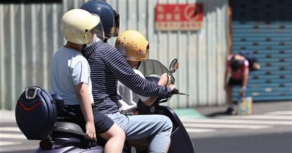政府推出人口對策新戰略 18項家庭支持措施一次看