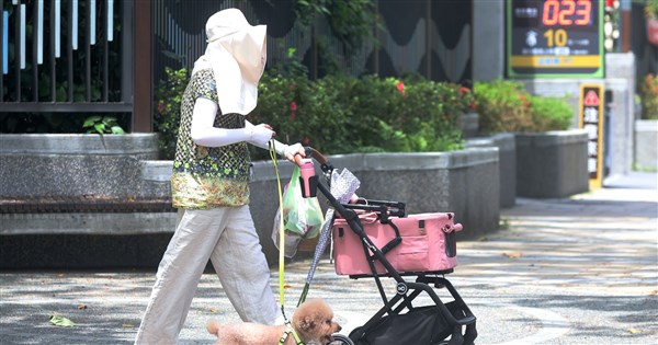 太平洋高気圧の影響で28日も猛暑、午後から雷雨の範囲拡大