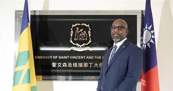 聖文森新大使が語る、両国の絆は長期的な利益、台湾は心配無用