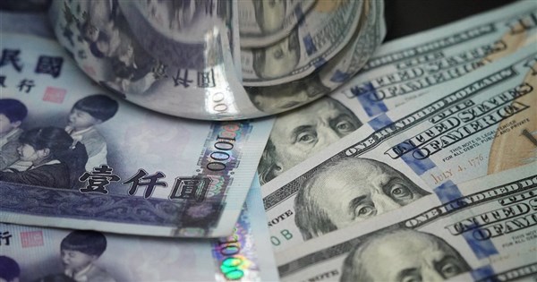 熱い資金が追随し株と通貨が共に上昇、新台幣の取引額は史上5番目の規模に