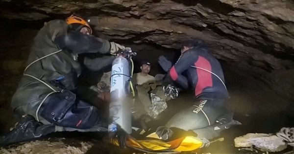 寮国の洞窟で遭難の金採掘者、新たに4名を救助　計5名生還、2名不明