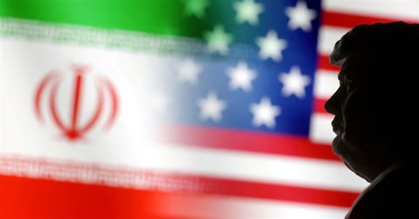 Iran Reports Pause in US Talks; Trump Claims Negotiations Continue