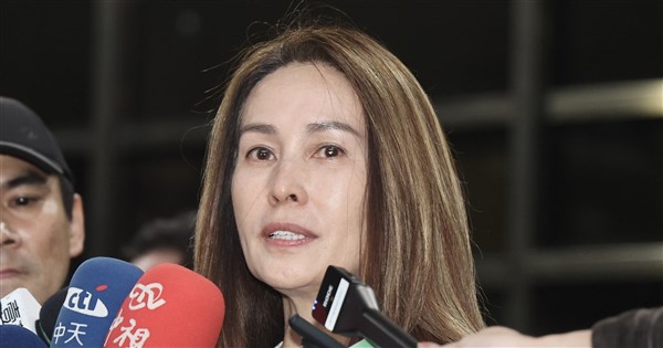 汚職で起訴された高金素梅氏「夜は必ず終わる」