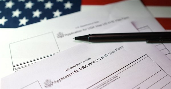 米連邦判事、トランプ大統領のH-1Bビザ申請料10万ドル政策を無効に 政府の越権を認定