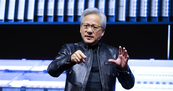 黃仁勳談自身美國夢:承襲父母無退路移民精神
